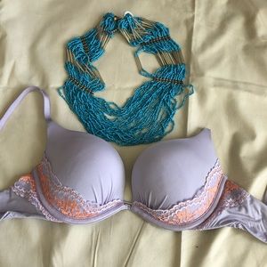 Victoria Secret 32C beautiful bra